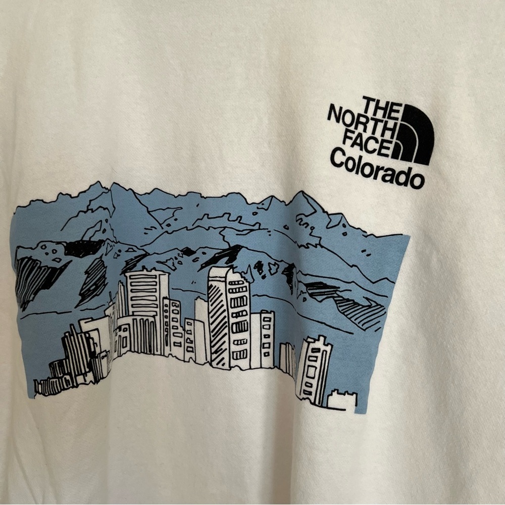 NWOT The North Face Sweatshirt - Picture 3 of 6